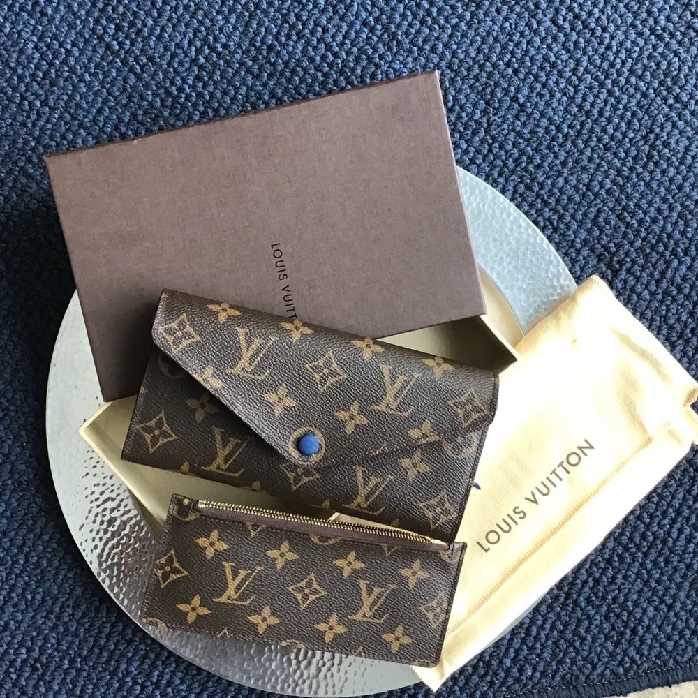 Authentic Louis Vuitton Monogram Wallet